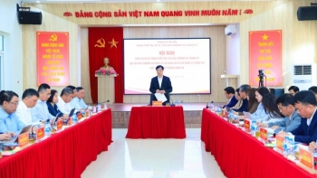 bi thu thanh uy nguyen duy ngoc kiem tra viec trien khai nghi quyet va cong tac bau cu tai co so