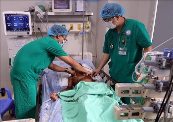 who ho tro van chuyen khan cap thuoc giai doc toi viet nam