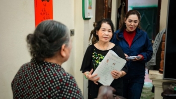 phat the cu tri bao dam moi cong dan du dieu kien duoc tham gia bo phieu