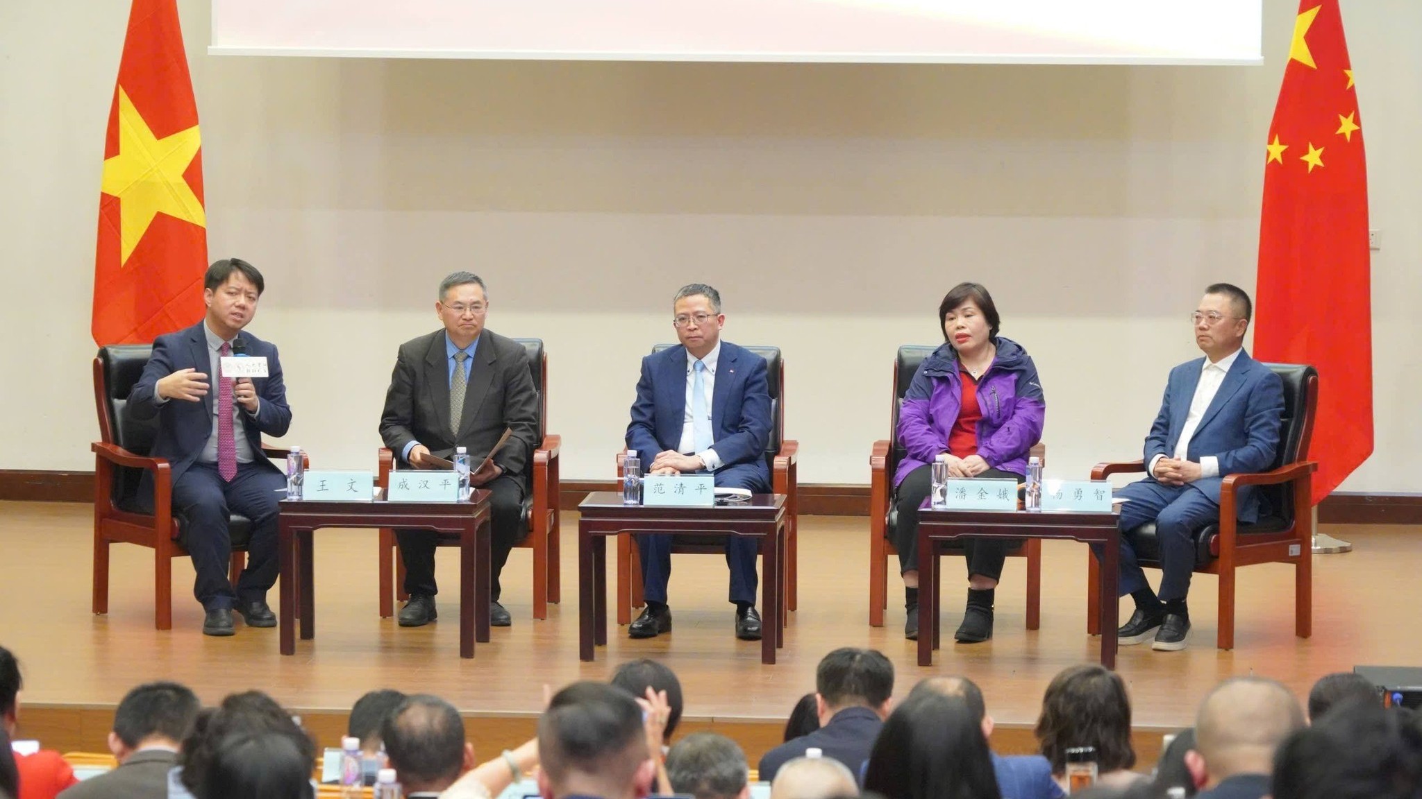 Việt Nam - Trung Quốc có nhiều lợi thế bổ trợ trong phát triển