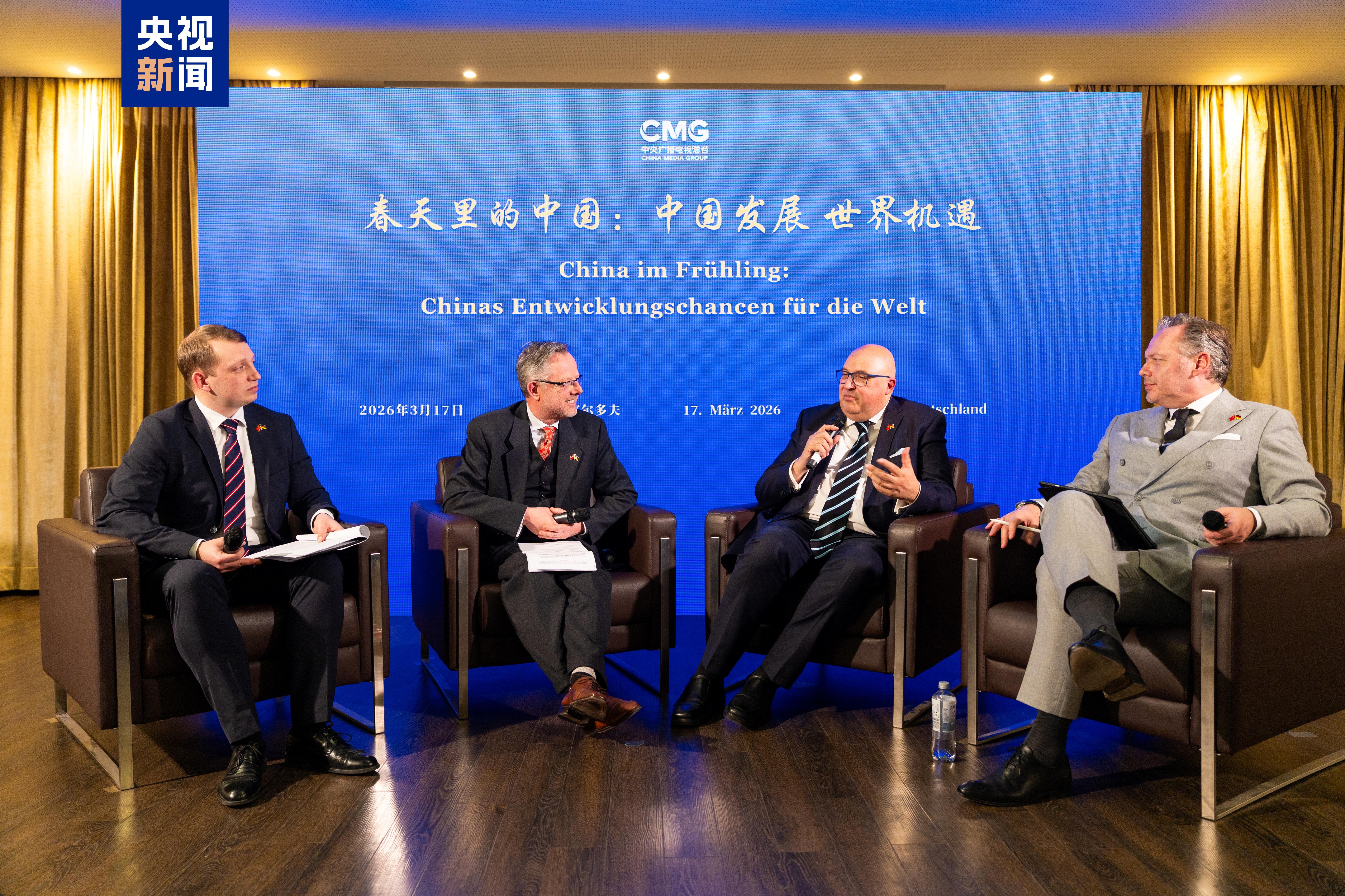 Việt Nam – Trung Quốc trao đổi kinh nghiệm, thúc đẩy hợp tác phát triển Việt Nam – Trung Quốc trao đổi kinh nghiệm, thúc đẩy hợp tác phát triển