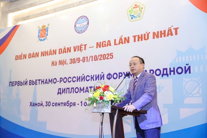 Chuyến thăm của Thủ tướng tới Nga: Gắn kết kiều bào, thúc đẩy hợp tác nhiều mặt