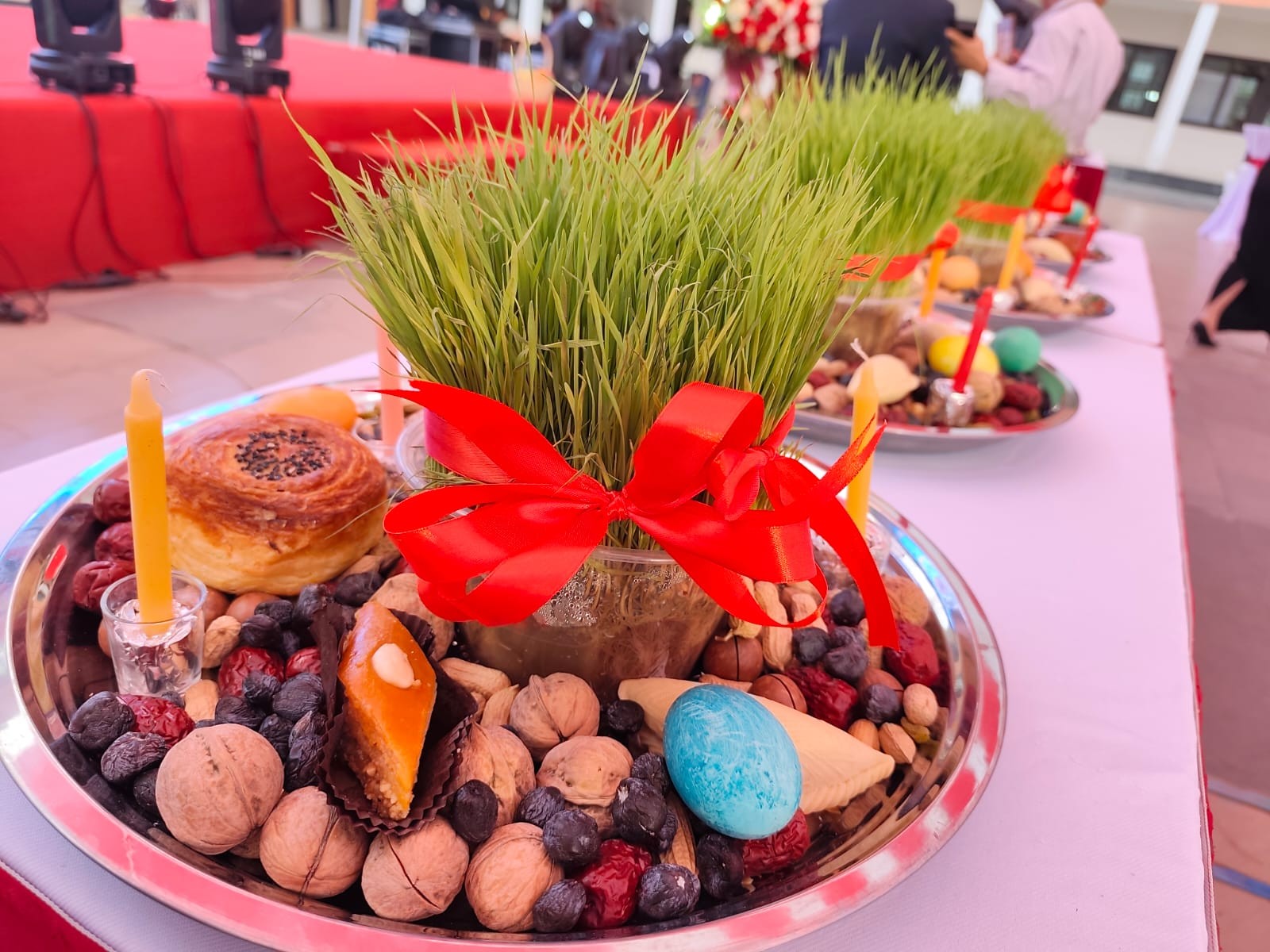 Độc đáo Tết Novruz giữa lòng Hà Nội: Đập trứng, nhảy lửa... đón năm mới Độc đáo Tết Novruz giữa lòng Hà Nội: Đập trứng, nhảy lửa... đón năm mới