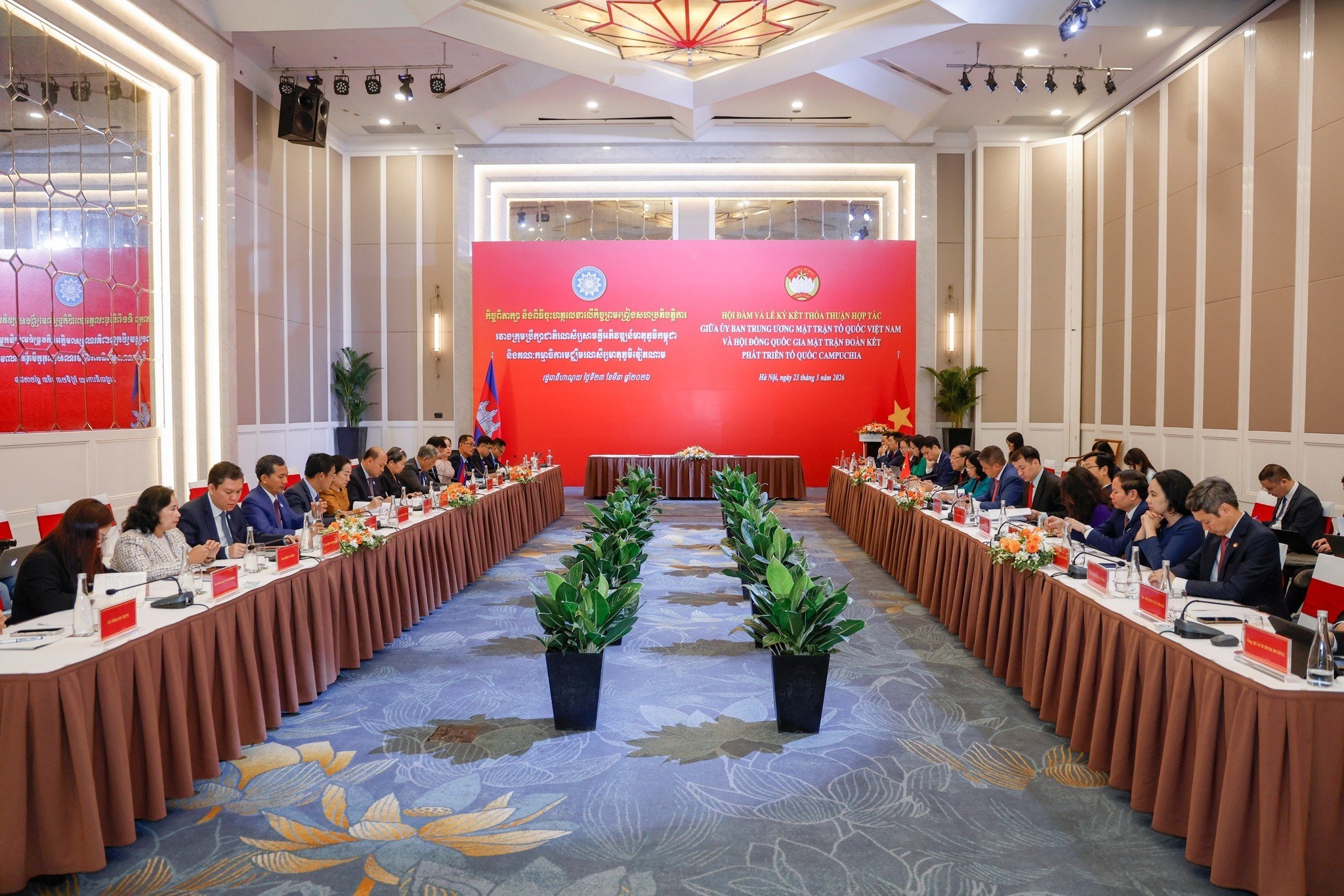 Thúc đẩy giao lưu nhân dân Việt Nam - Campuchia từ kênh Mặt trận