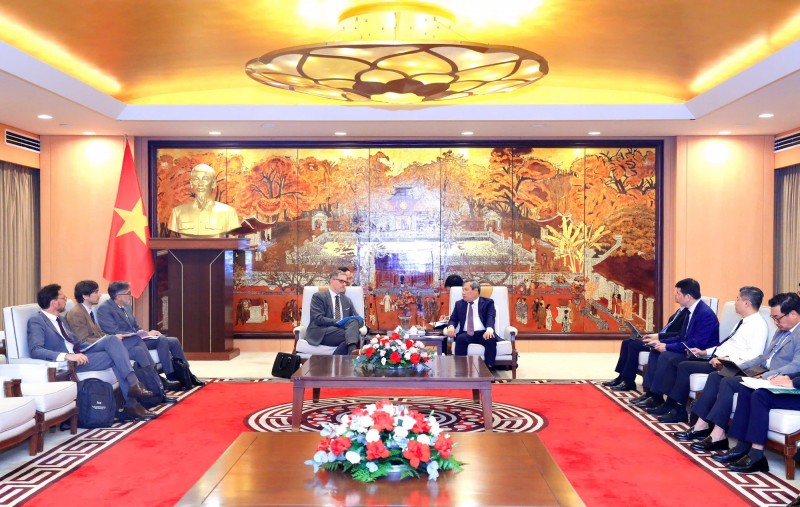 Nhiều cơ hội hợp tác giao thông đô thị và bảo tồn di sản được bàn thảo tại cuộc làm việc. (Ảnh: T.L) Nhiều cơ hội hợp tác giao thông đô thị và bảo tồn di sản được bàn thảo tại cuộc làm việc. (Ảnh: T.L)