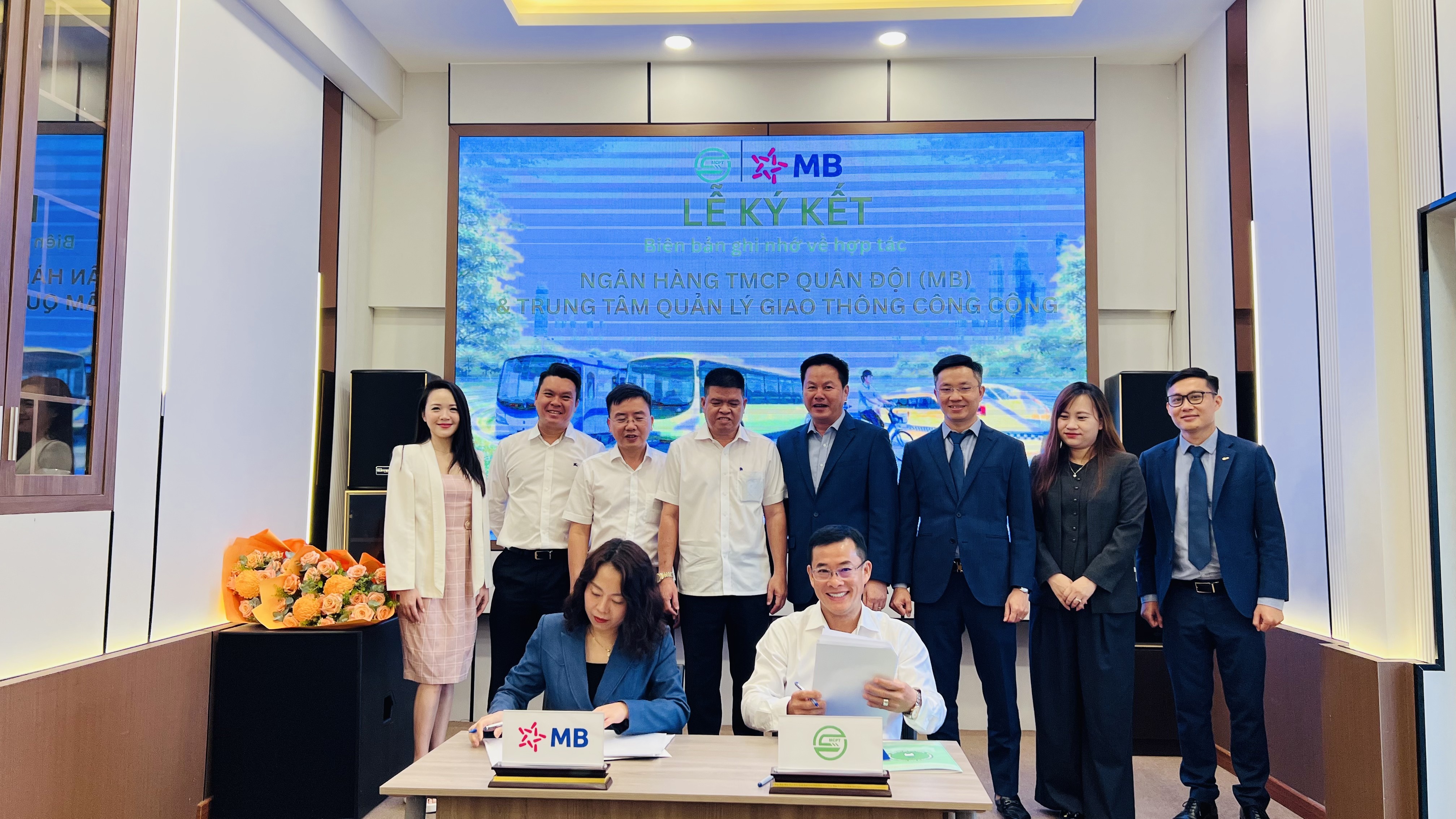 MB và Trung tâm Quản lý Giao thông công cộng TP.HCM (thuộc Sở Xây Dựng) chính thức ký kết thỏa thuận hợp tác MB và Trung tâm Quản lý Giao thông công cộng TP.HCM (thuộc Sở Xây Dựng) chính thức ký kết thỏa thuận hợp tác