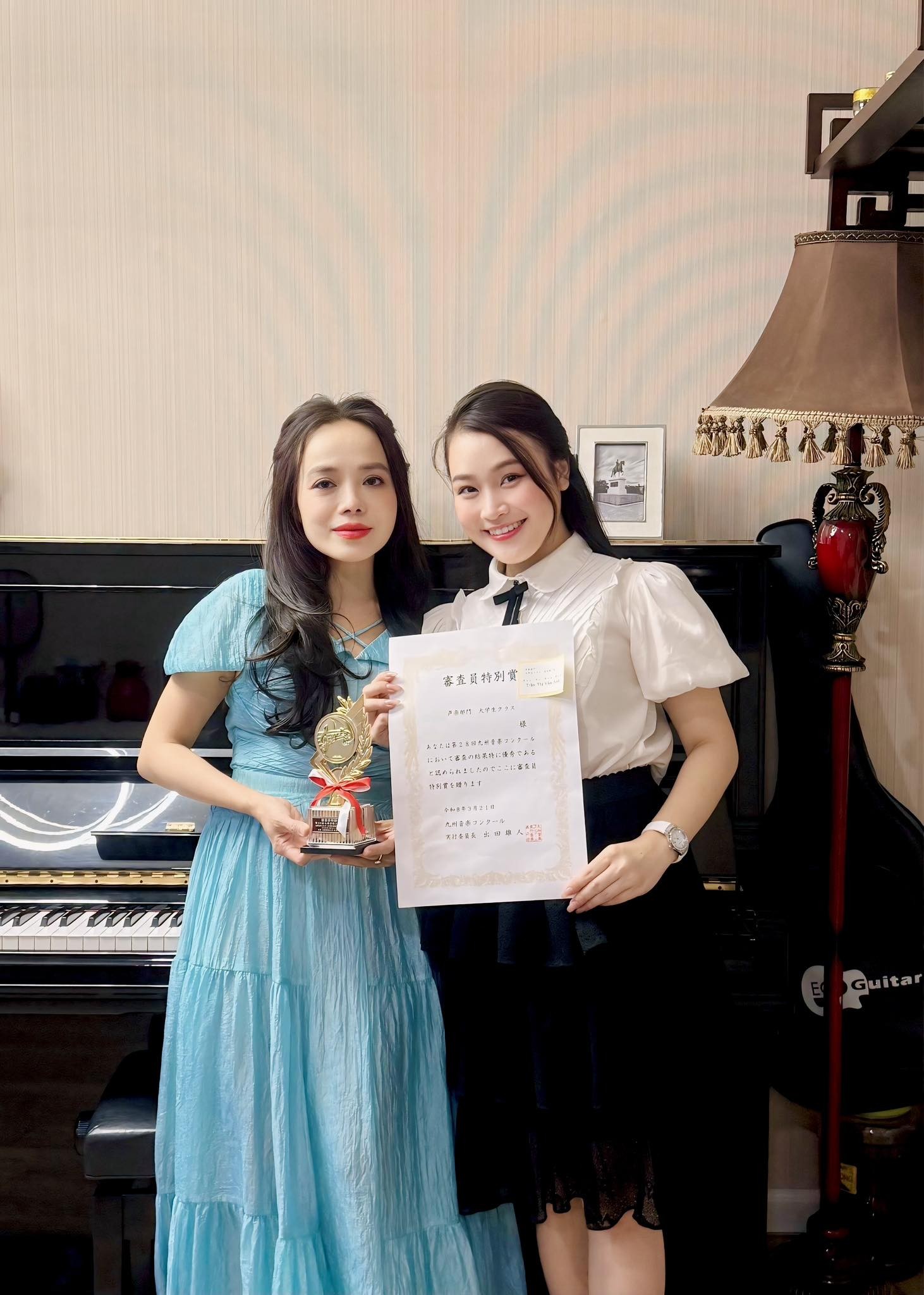 NSƯT Lan Anh (Học viện Âm nhạc Quốc gia), giảng viên trực tiếp hướng dẫn NSƯT Lan Anh (Học viện Âm nhạc Quốc gia), giảng viên trực tiếp hướng dẫn