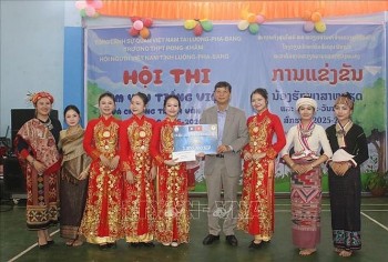 “Em yêu tiếng Việt” tại Luang Prabang: Vun đắp hữu nghị Việt Nam – Lào