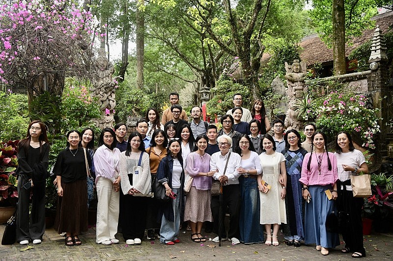 Đến với cái đẹp qua khoá Mỹ học mùa xuân