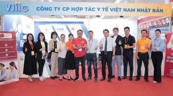 co hoi tu van mien phi cung chuyen gia hang dau nhat ban trong dieu tri ung thu