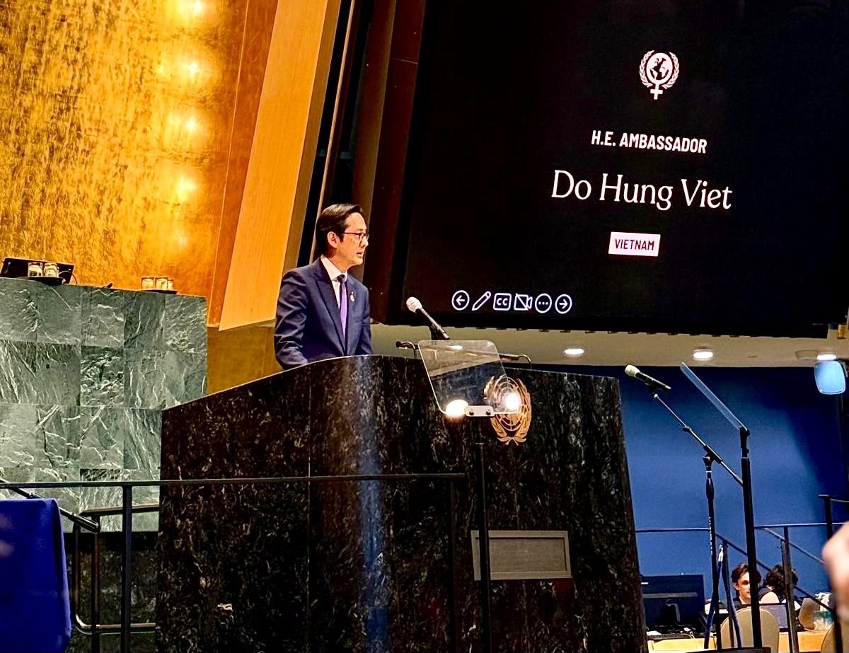 Việt Nam cam kết hành động vì bình đẳng giới và xóa bỏ bạo lực đối với phụ nữ Việt Nam cam kết hành động vì bình đẳng giới và xóa bỏ bạo lực đối với phụ nữ