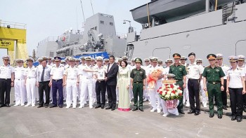 tau ho ve asahi nhat ban tham huu nghi da nang