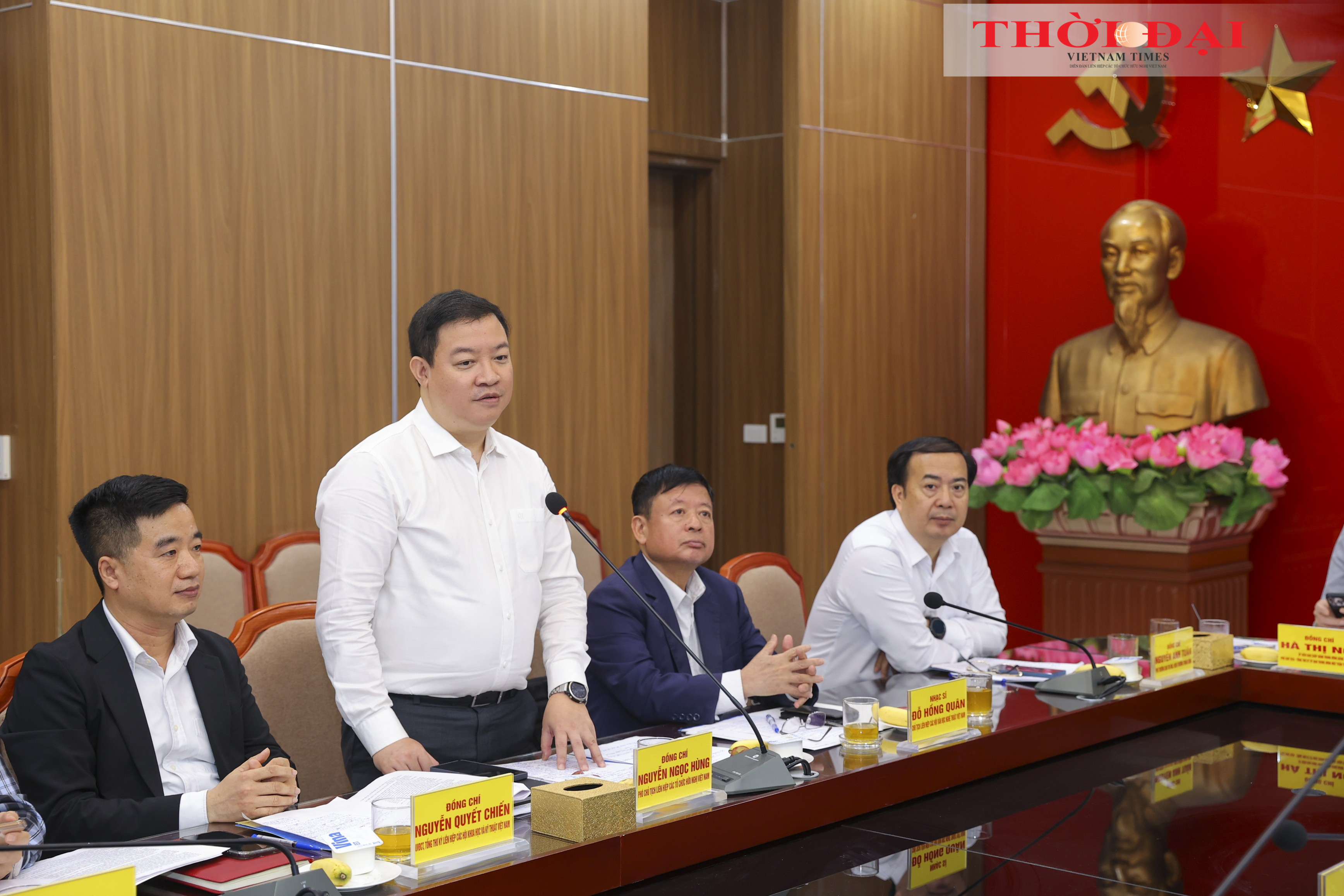 Đổi mới thi đua gắn với nhiệm vụ chính trị, tăng cường phối hợp trong toàn Khối Đổi mới thi đua gắn với nhiệm vụ chính trị, tăng cường phối hợp trong toàn Khối