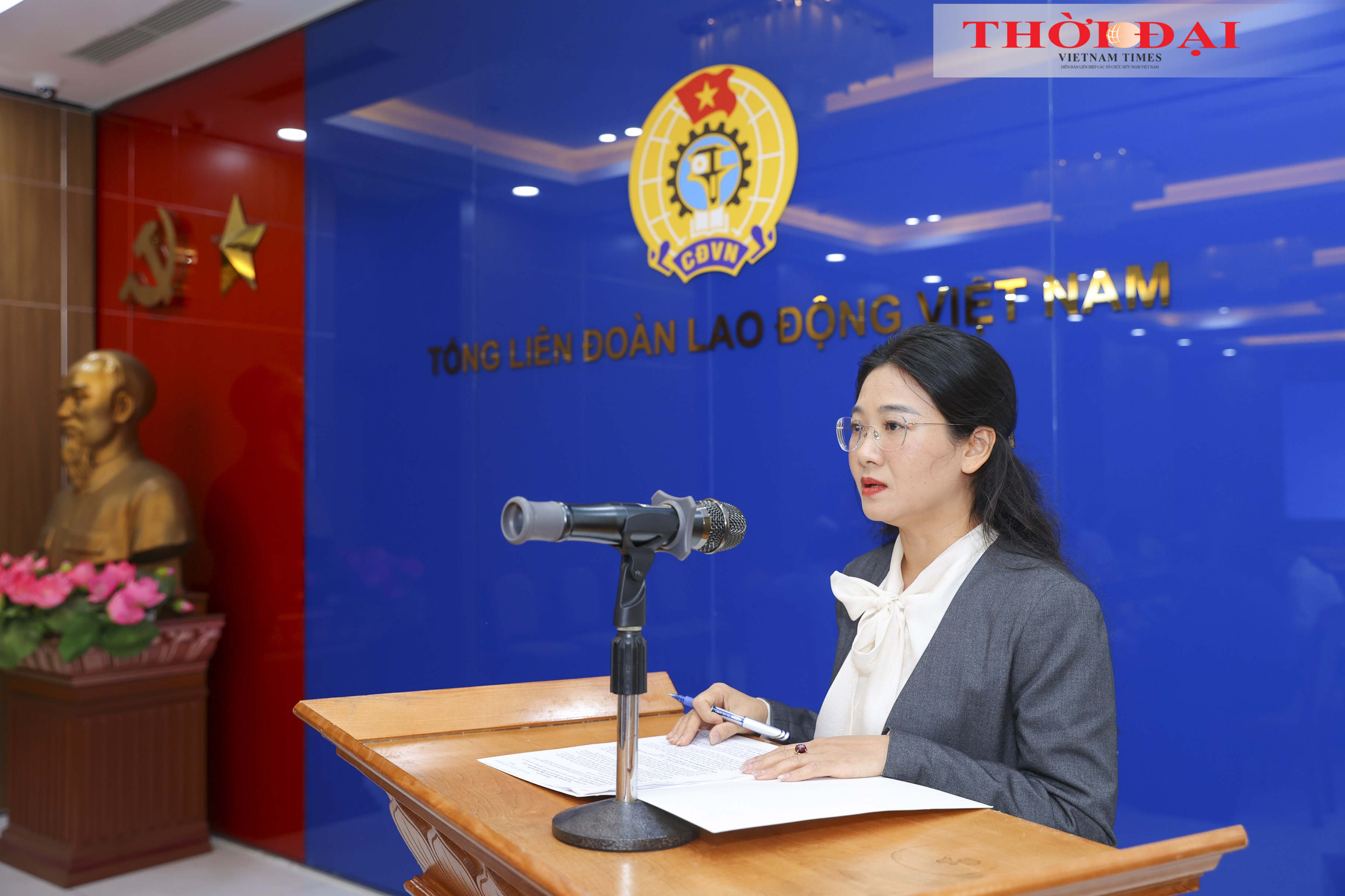Đổi mới thi đua gắn với nhiệm vụ chính trị, tăng cường phối hợp trong toàn Khối Đổi mới thi đua gắn với nhiệm vụ chính trị, tăng cường phối hợp trong toàn Khối