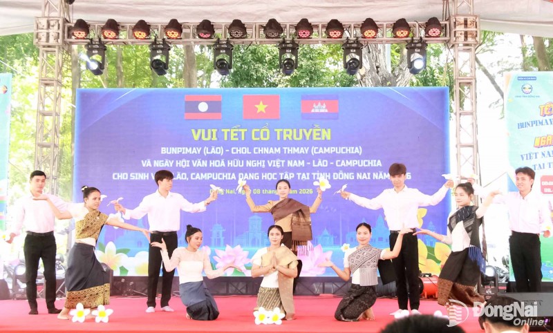 Du học sinh Lào, Campuchia tại Đồng Nai đón Tết cổ truyền Bunpimay và Chol Chnam Thmay Du học sinh Lào, Campuchia tại Đồng Nai đón Tết cổ truyền Bunpimay và Chol Chnam Thmay