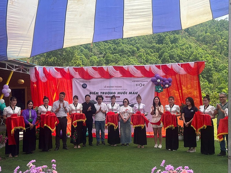 Kiều bào Australia xây điểm trường hơn 1,1 tỷ đồng cho trẻ em vùng cao Điện Biên Kiều bào Australia xây điểm trường hơn 1,1 tỷ đồng cho trẻ em vùng cao Điện Biên