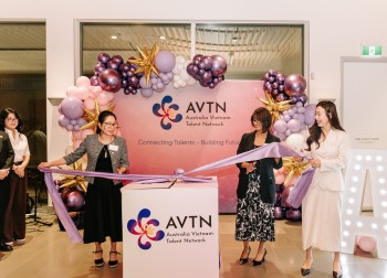 mang luoi tai nang viet uc avtn chinh thuc ra mat tai tay uc