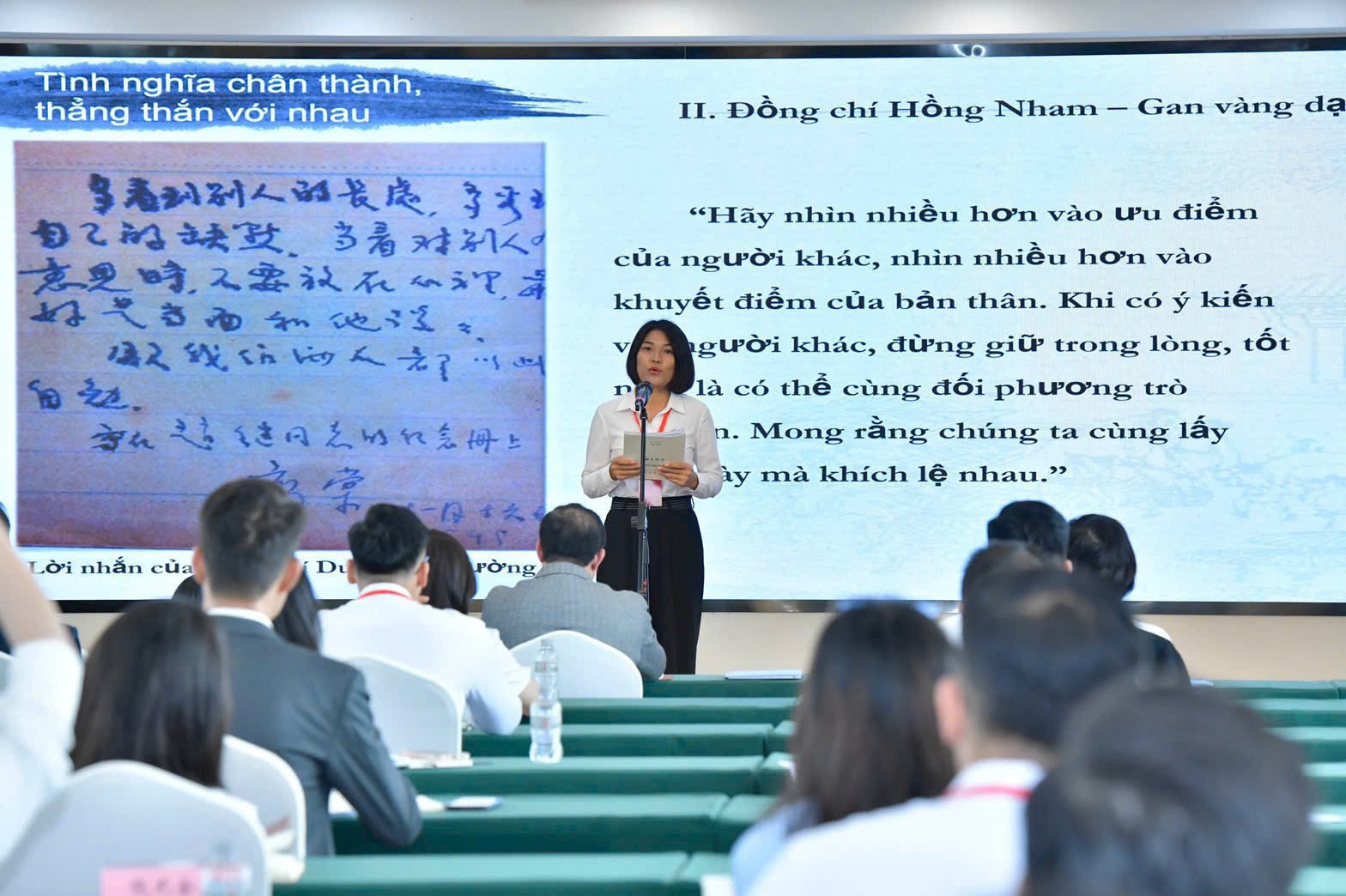 “Hành trình đỏ nghiên cứu, học tập của thanh niên”: Chạm vào lịch sử, mở ra tương lai “Hành trình đỏ nghiên cứu, học tập của thanh niên”: Chạm vào lịch sử, mở ra tương lai