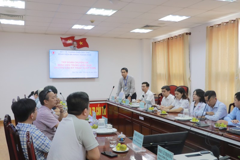 Bệnh viện Đa khoa thành phố Cần Thơ ghép thận thành công ca đầu tiên từ người hiến sống