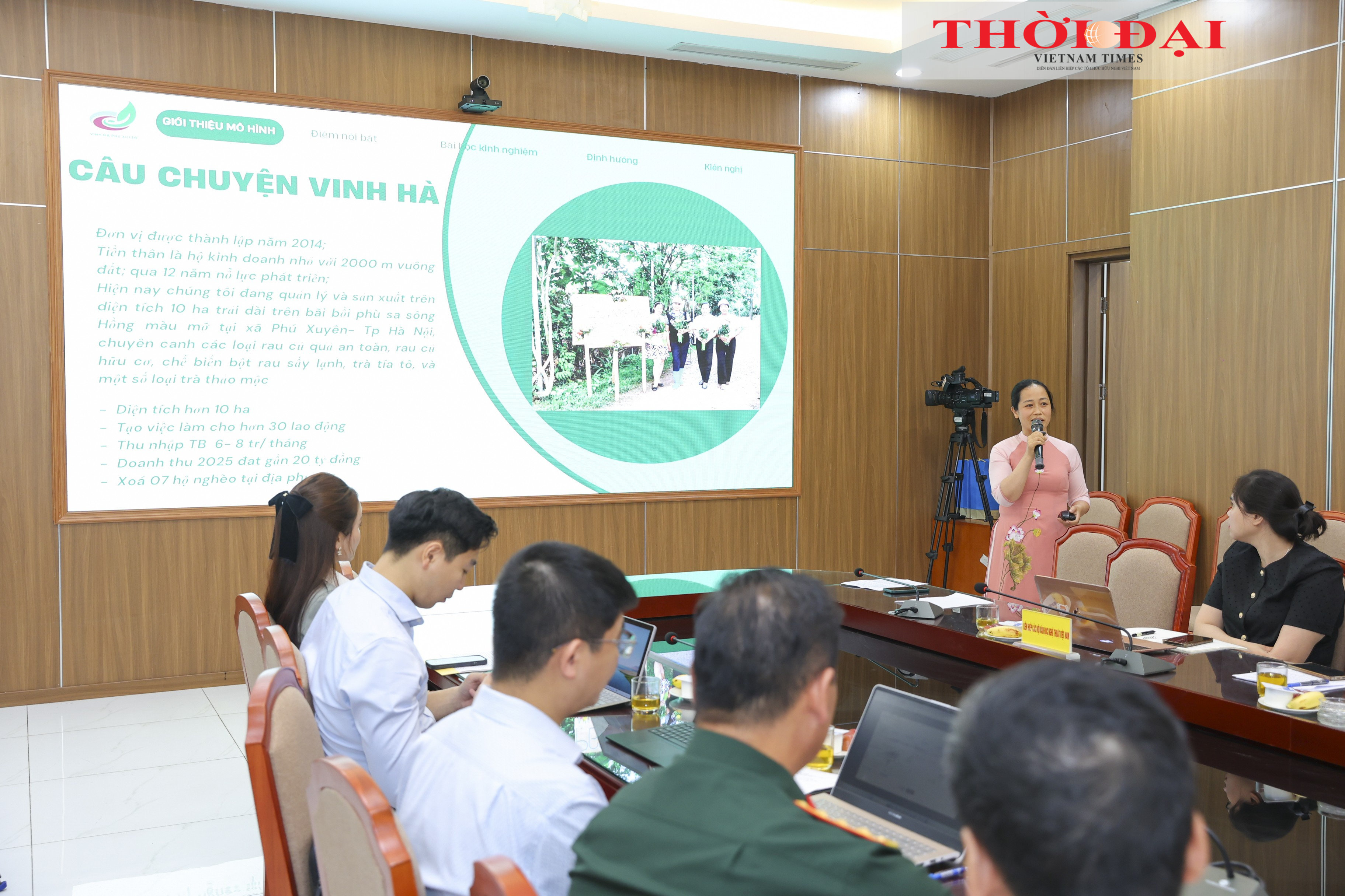 Giữ rau sạch trên bãi bồi sông Hồng Giữ rau sạch trên bãi bồi sông Hồng