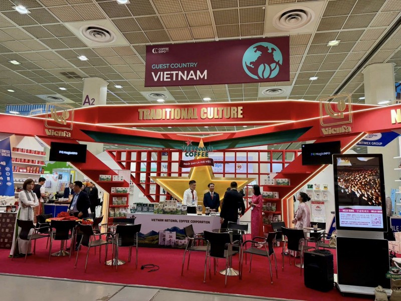 Nâng cao giá trị và thương hiệu cà phê Việt Nam trên thị trường toàn cầu Nâng cao giá trị và thương hiệu cà phê Việt Nam trên thị trường toàn cầu