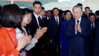 Tiếp nối tình hữu nghị truyền thống Việt Nam-Trung Quốc