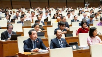 quoc hoi thong qua luat thu do sua doi voi ty le tan thanh tren 97
