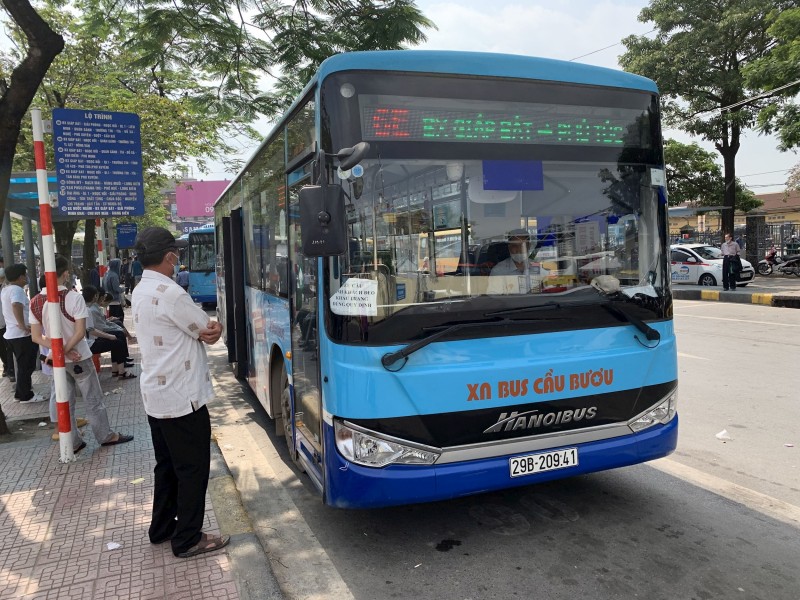 Đợt miễn phí này áp dụng với 128 tuyến xe buýt có trợ giá tại Hà Nội. (Ảnh: T.L) Đợt miễn phí này áp dụng với 128 tuyến xe buýt có trợ giá tại Hà Nội. (Ảnh: T.L)