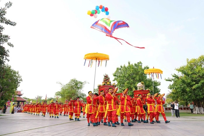 Lễ Giỗ Tổ được tổ chức tại tại Đền thờ Vua Hùng ở TP Cần Thơ. (Ảnh: Báo Người lao động) Lễ Giỗ Tổ được tổ chức tại tại Đền thờ Vua Hùng ở TP Cần Thơ. (Ảnh: Báo Người lao động)
