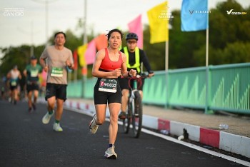 vnexpress marathon green paradise can gio vach dich khep lai hanh trinh song moi mo ra