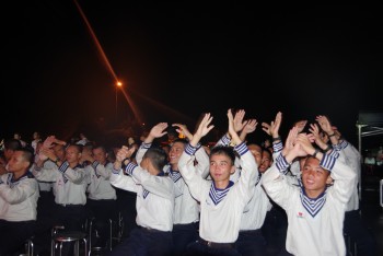 vang mai ban hung ca truong sa