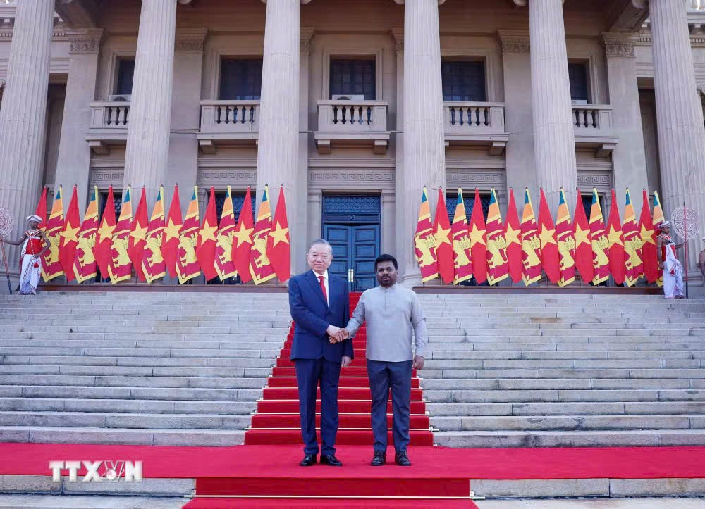 Tuyên bố chung giữa nước Cộng hòa Xã hội Chủ nghĩa Việt Nam và nước Cộng hòa Xã hội Chủ nghĩa Dân chủ Sri Lanka