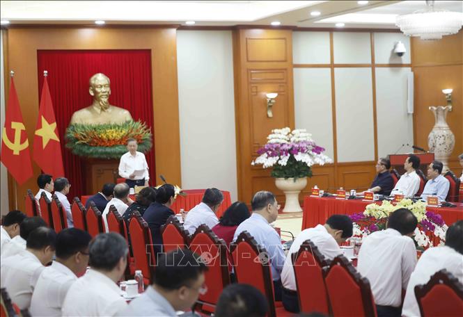 Tổng Bí thư, Chủ tịch nước chủ trì Phiên họp BCĐ tổng kết 100 năm Đảng lãnh đạo cách mạng Việt Nam Chú thích ảnh
