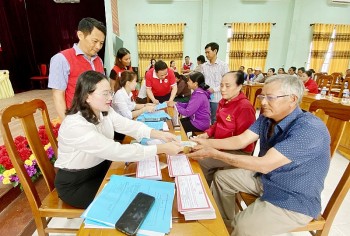115 ho dan o quang tri duoc ifrc ho tro phuc hoi sinh ke sau bao lu