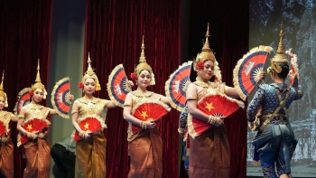 tuan van hoa viet nam tai campuchia 2026 ket noi quan he huu nghi qua nghe thuat