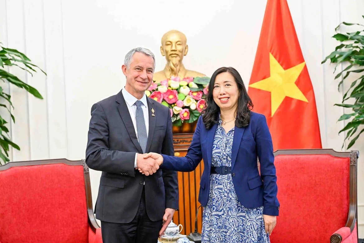Việt Nam - Pháp thúc đẩy hợp tác nghị viện, tăng cường trụ cột quốc phòng - an ninh Việt Nam - Pháp thúc đẩy hợp tác nghị viện và quốc phòng - an ninh