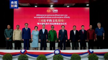 cmg khoi chieu phim tai lieu trung quoc tai lao