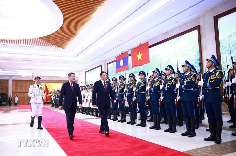 Thủ tướng Lê Minh Hưng chủ trì lễ đón chính thức Thủ tướng Lào Sonexay Siphandone Thủ tướng Lê Minh Hưng chủ trì lễ đón chính thức Thủ tướng Lào Sonexay Siphandone