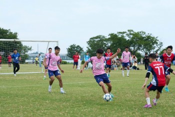 soi dong giai bong da ket noi cong dong nguoi viet tai tinh ishikawa nhat ban