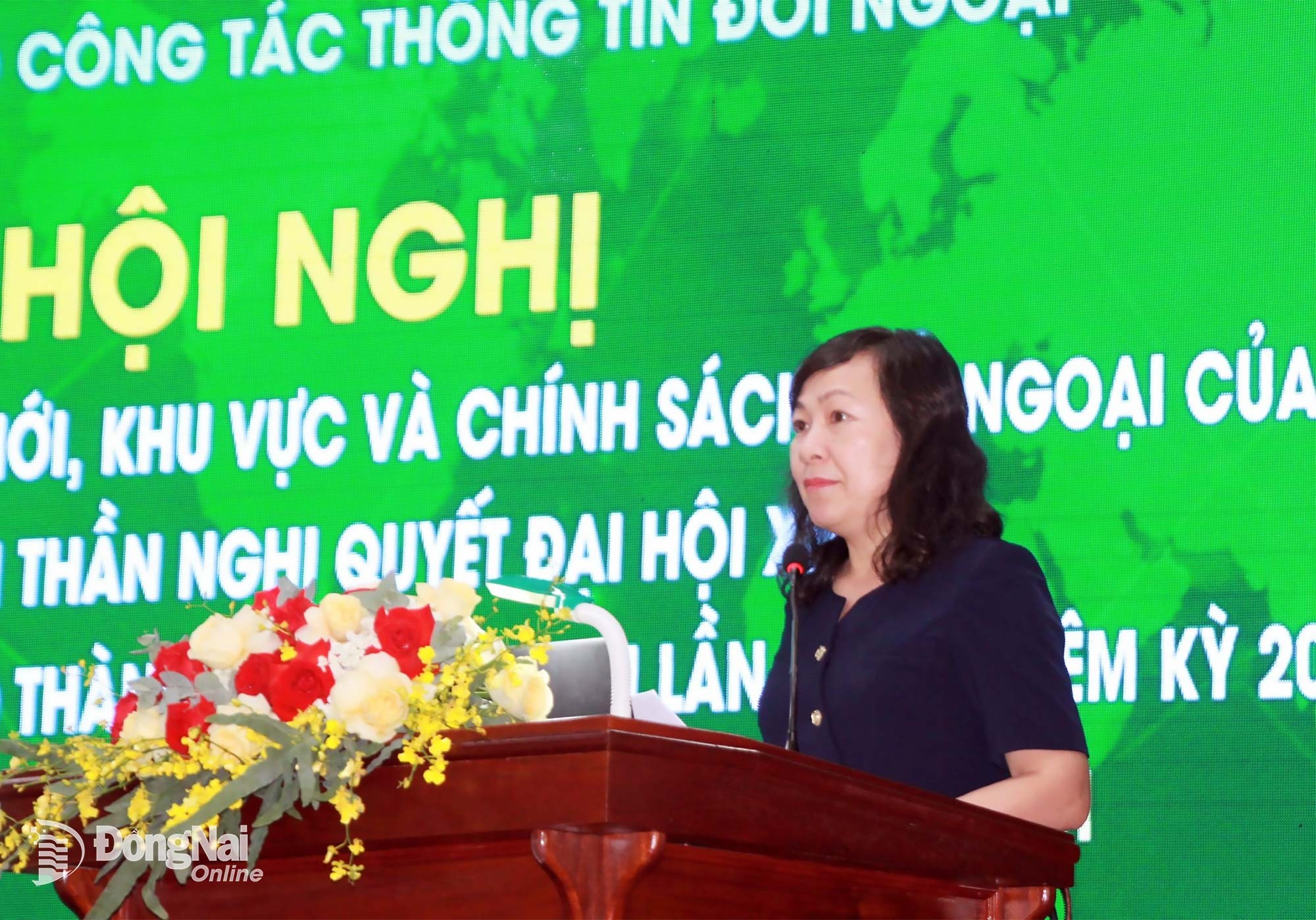 Gần 200 đại biểu được cập nhật chính sách đối ngoại và công tác đối ngoại nhân dân Gần 200 đại biểu được cập nhật chính sách đối ngoại và công tác đối ngoại nhân dân