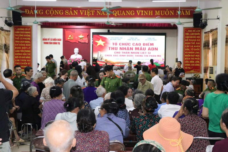 Chiến dịch 500 ngày đêm tại Nghệ An: Đã thu nhận 17.831 mẫu sinh phẩm Chiến dịch 500 ngày đêm tại Nghệ An: Đã thu nhận 17.831 mẫu sinh phẩm