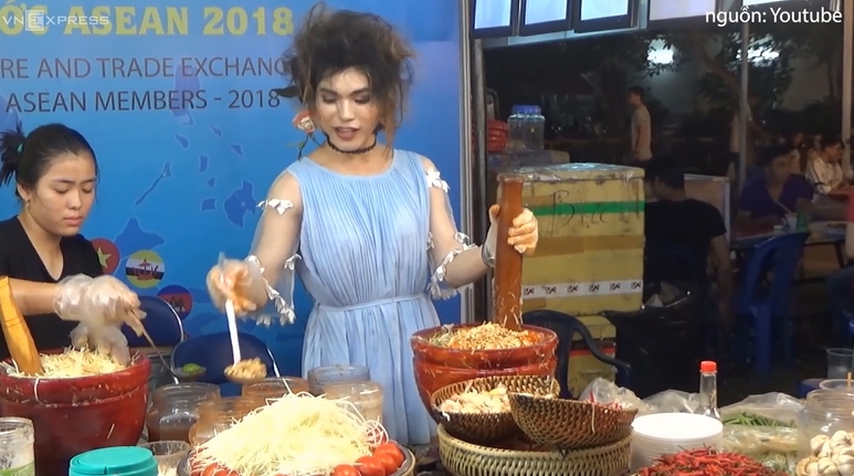 chang trai chuyen gioi ban goi noi 4 thu tieng em thanh cong nho duoc moi nguoi yeu men