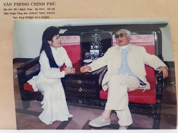 nguoi tang tranh nguyen thu