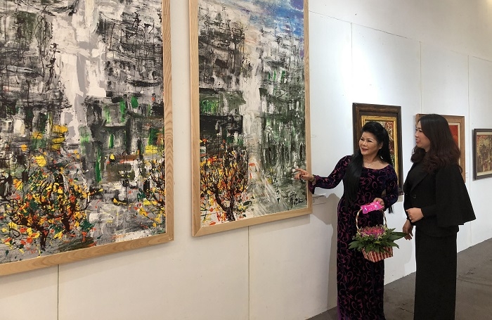nguoi tang tranh nguyen thu