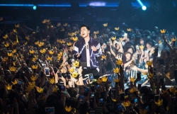 Seungri và 4 ca sĩ nổi tiếng dính bê bối tình dục: Sự mù quáng của fan Kpop đến lúc cần thức tỉnh