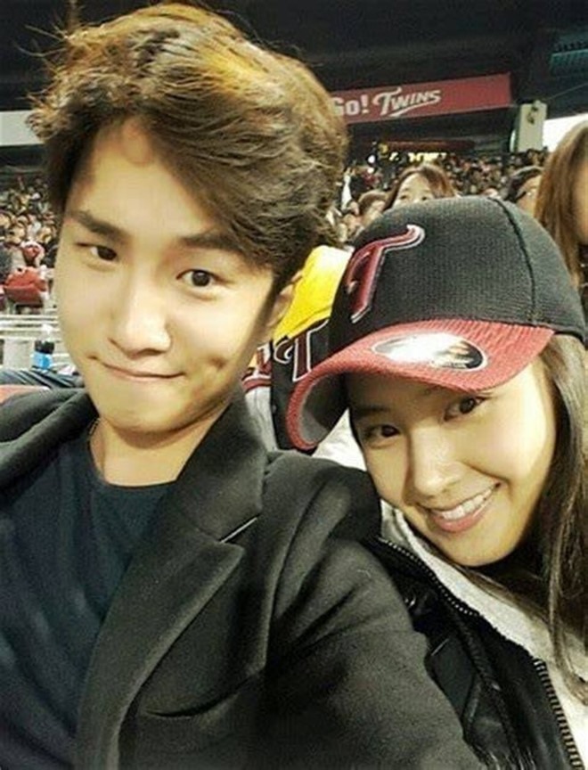 he lo toan bo thanh vien trong nhom chat tinh duc cua seung ri