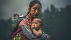 bon chi em ruot cung mang bau ru nhau chup chung bo anh ky niem
