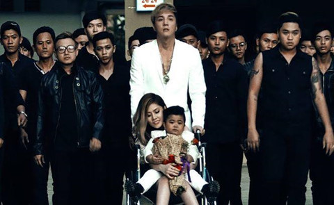 khong chi kha banh showbiz o youtube cung ngap tran giang ho xam tro
