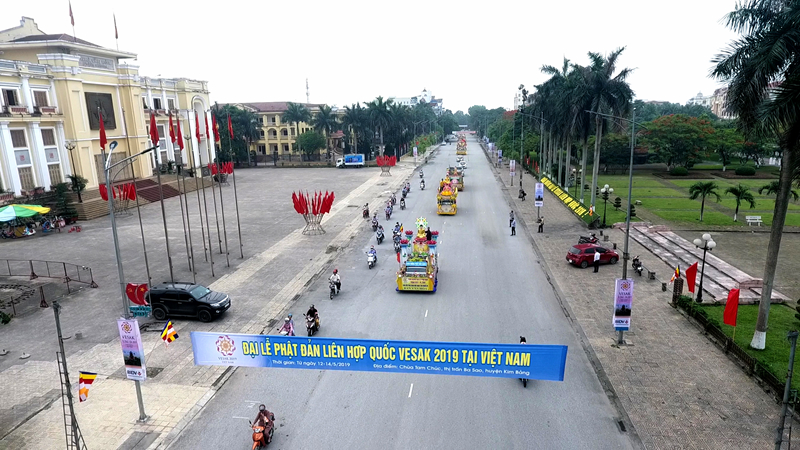 chua bau ngoi chua lon nhat thanh pho phu ly ha nam