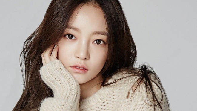Goo Hara - "búp bê sống" với đời tư thị phi đến mức bế tắc phải tự tử